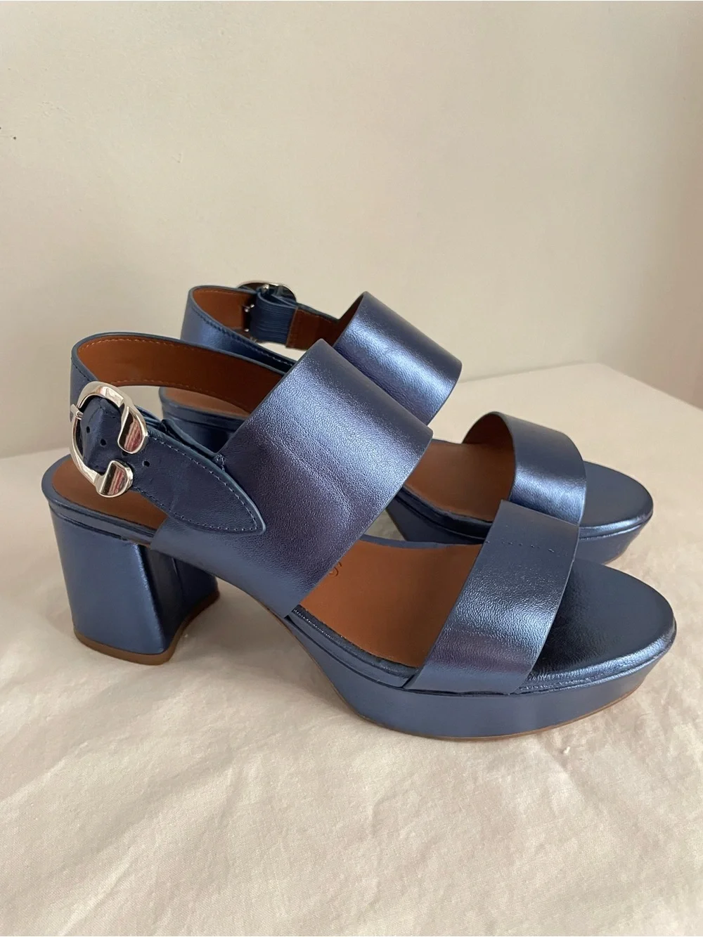 Aerosoles Camera Metallic Blue Block Heel Platform Sandals 8